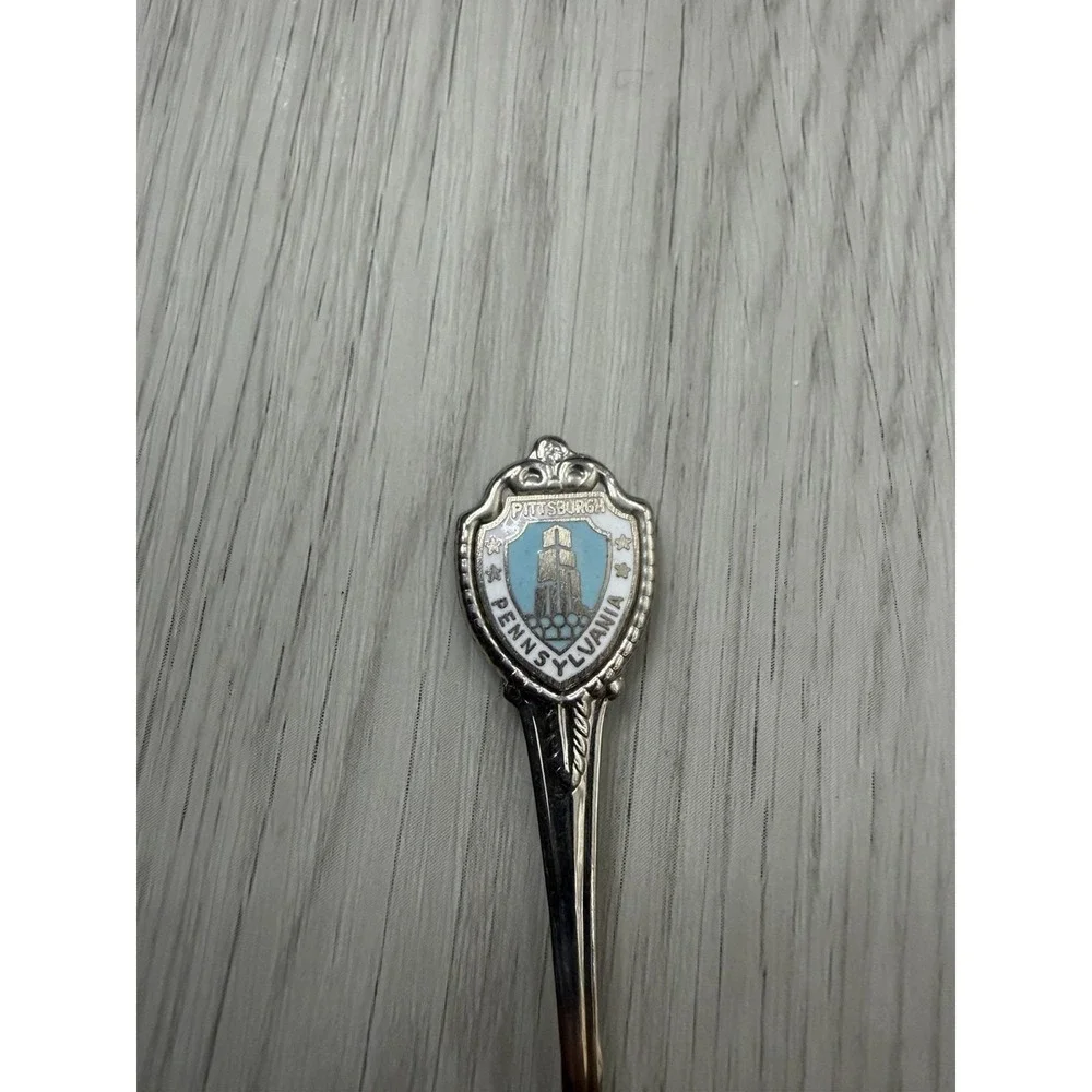 Pittsburgh Pennsylvania Souvenir‎ Spoon Enamel Shield Cathedral Vintage